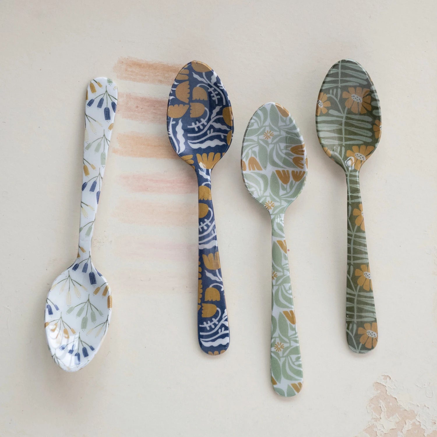 Creative Co-op - Enameled Spoon with Flowers